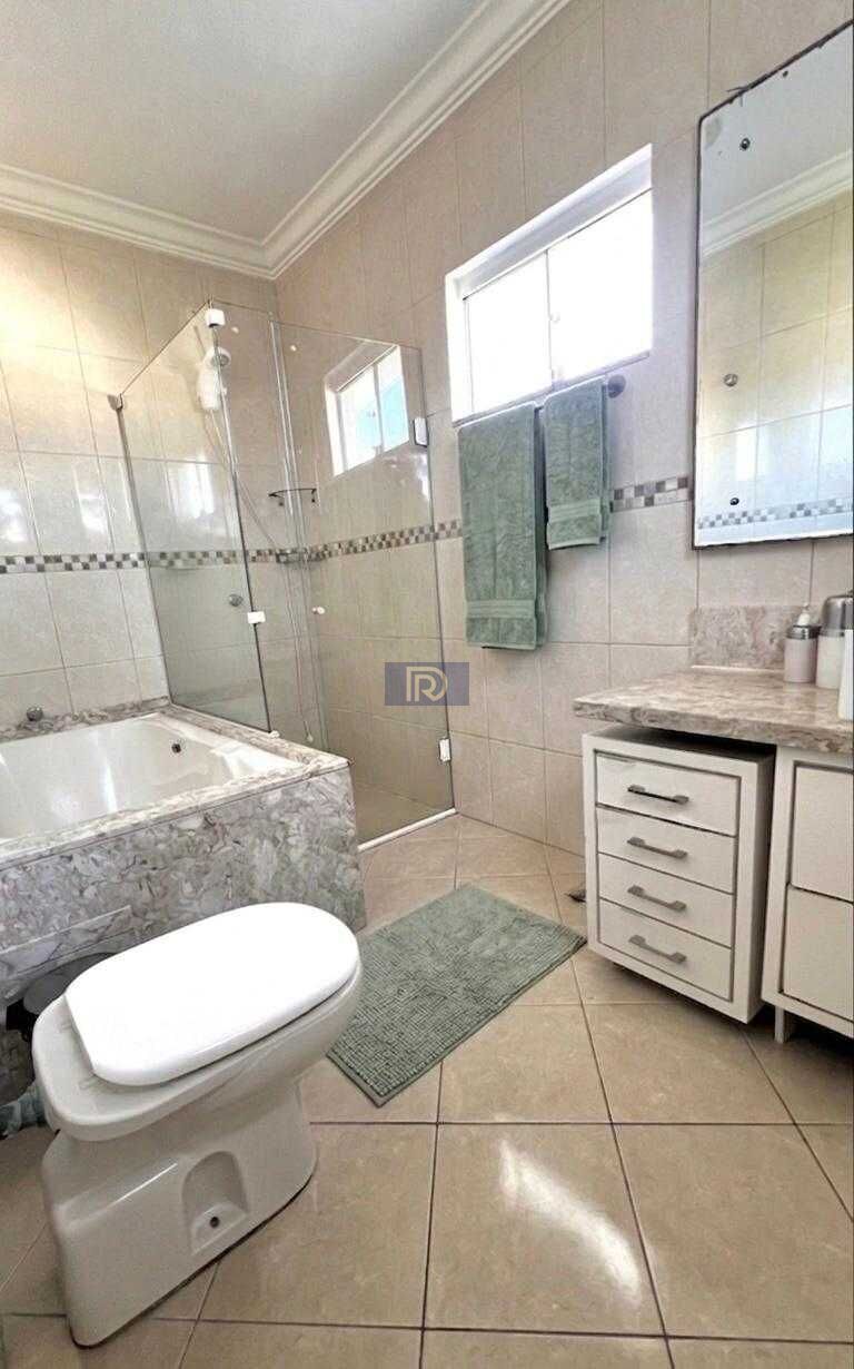 Casa, 3 quartos, 190 m² - Foto 13