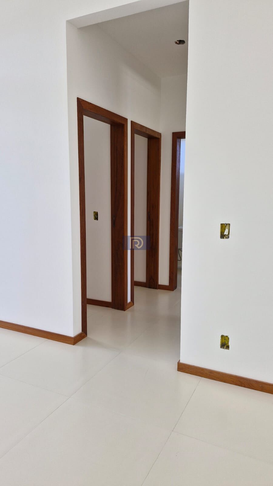 Casa à venda com 3 quartos, 104m² - Foto 8