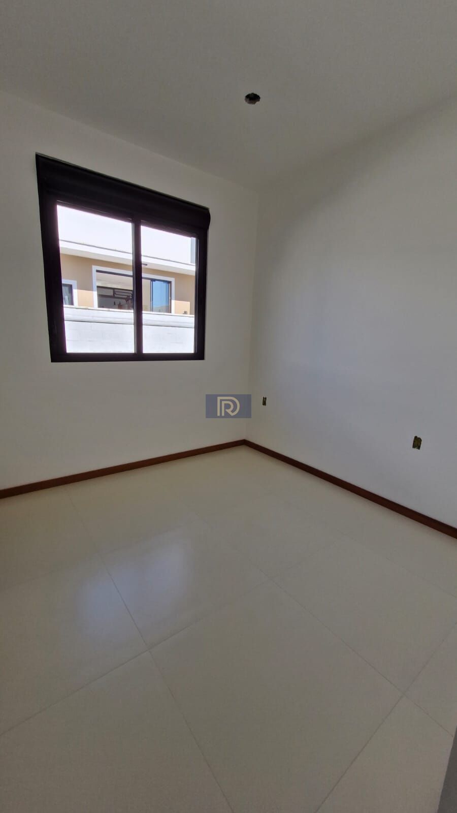 Casa à venda com 3 quartos, 104m² - Foto 11