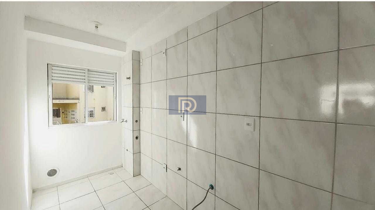 Apartamento à venda com 2 quartos, 45m² - Foto 3