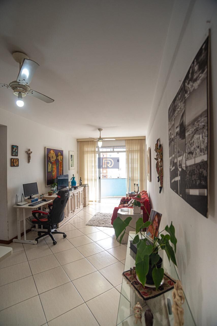 Apartamento à venda com 2 quartos, 73m² - Foto 1