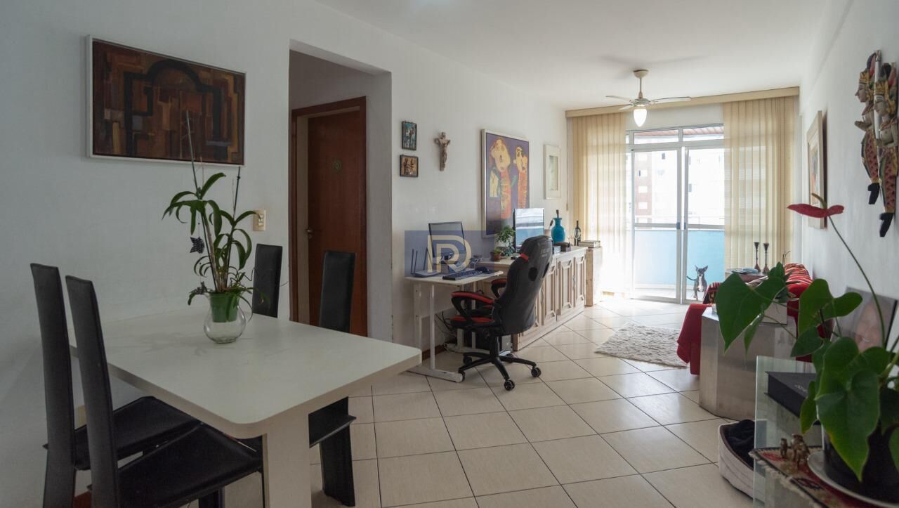 Apartamento à venda com 2 quartos, 73m² - Foto 2