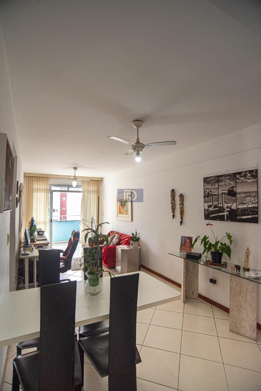 Apartamento à venda com 2 quartos, 73m² - Foto 4