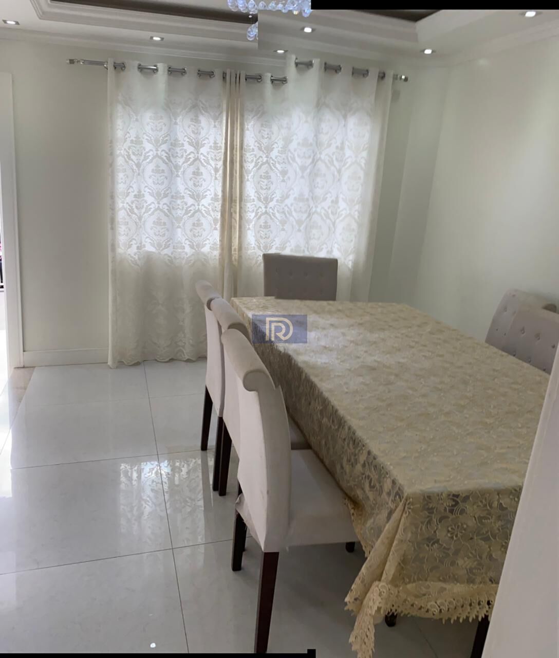 Casa à venda com 3 quartos, 210m² - Foto 4