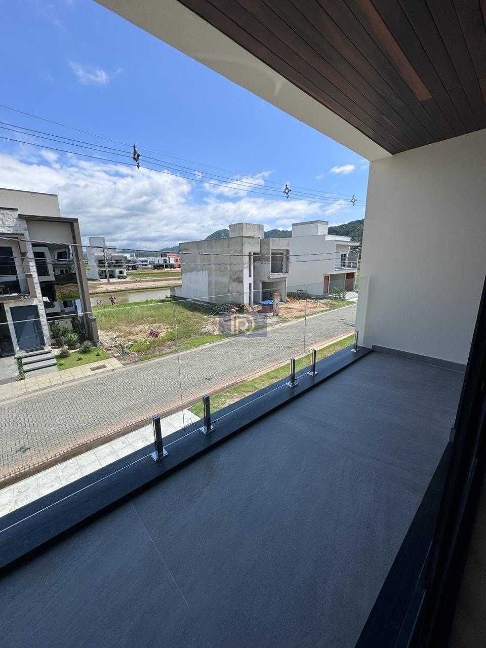 Casa à venda com 3 quartos, 196m² - Foto 9