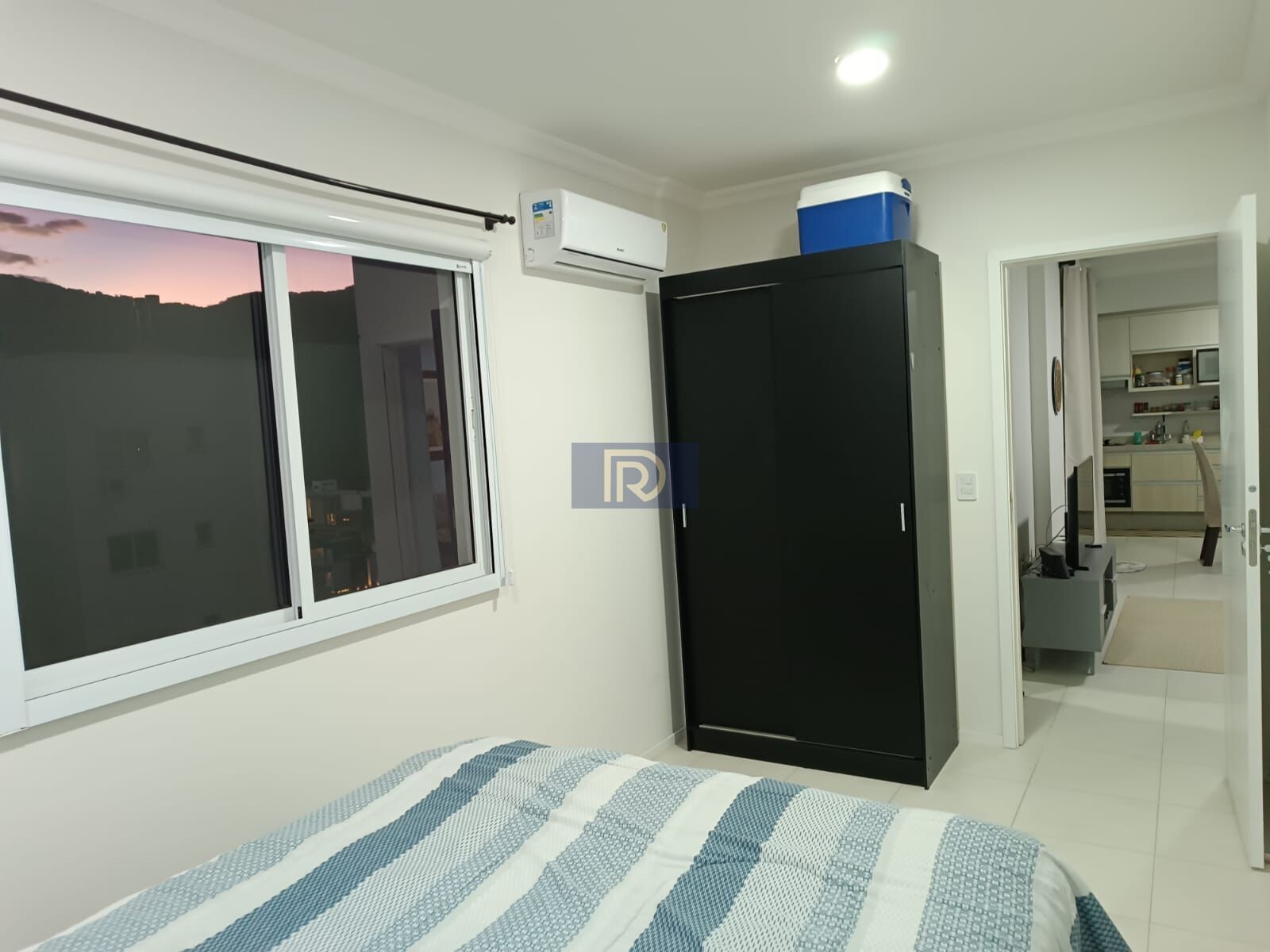 Apartamento à venda com 2 quartos, 57m² - Foto 11