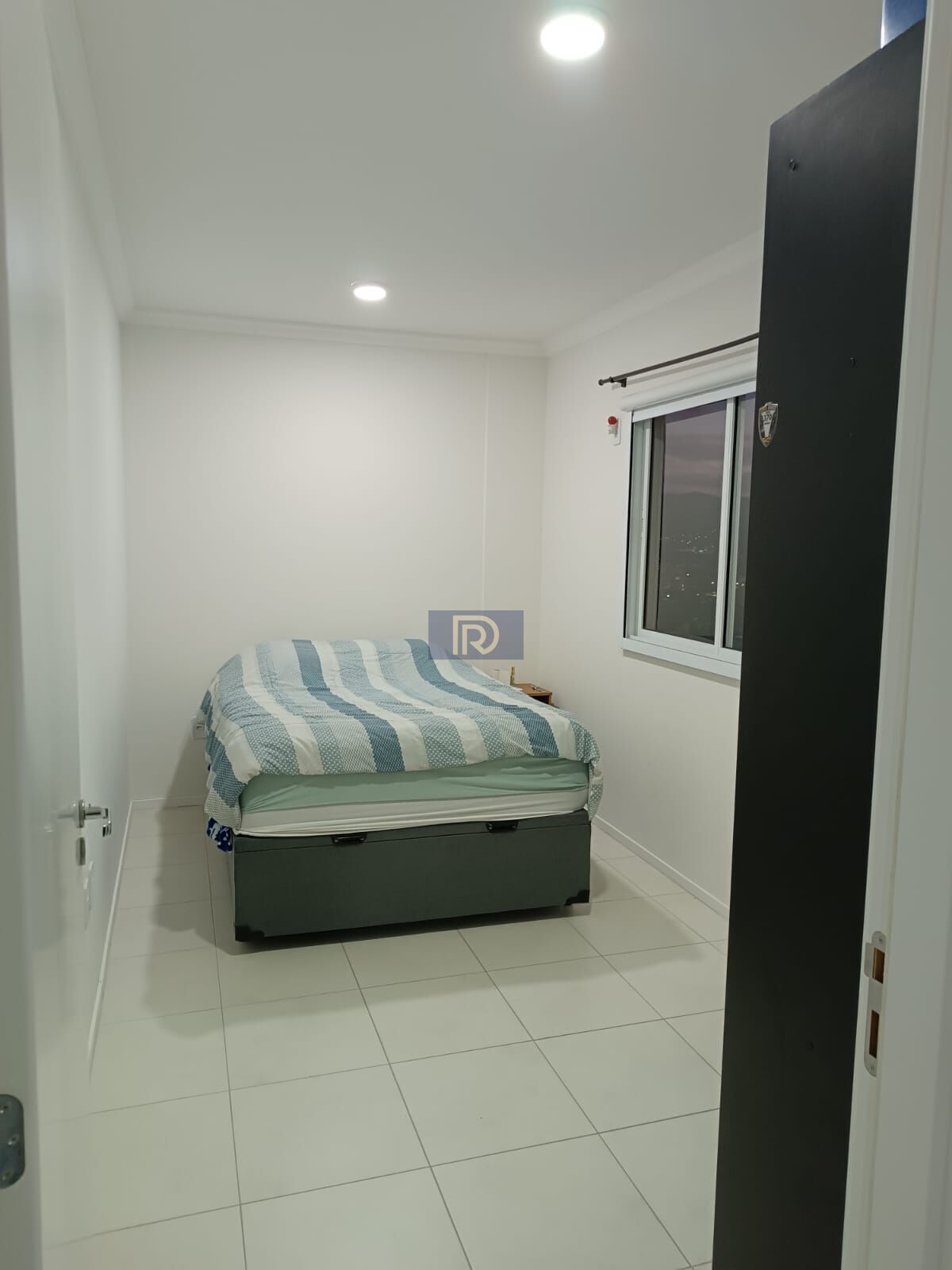 Apartamento à venda com 2 quartos, 57m² - Foto 12