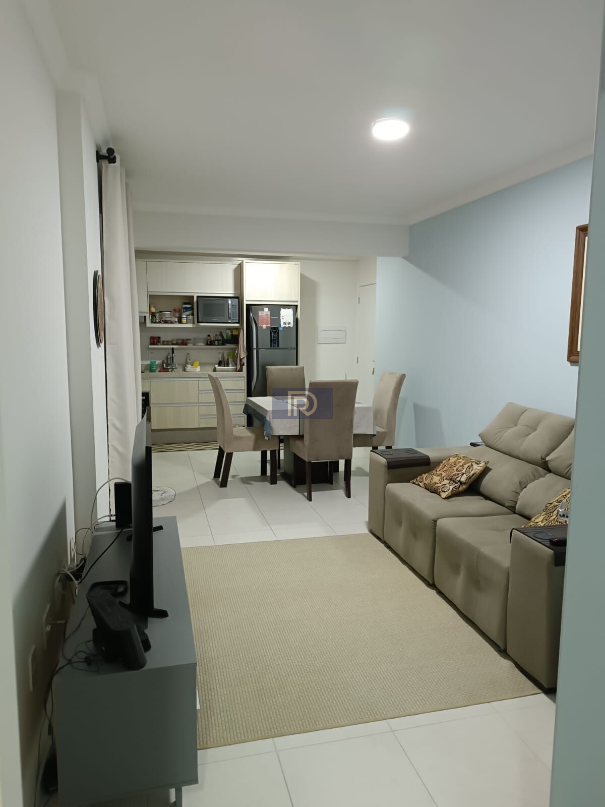 Apartamento à venda com 2 quartos, 57m² - Foto 2