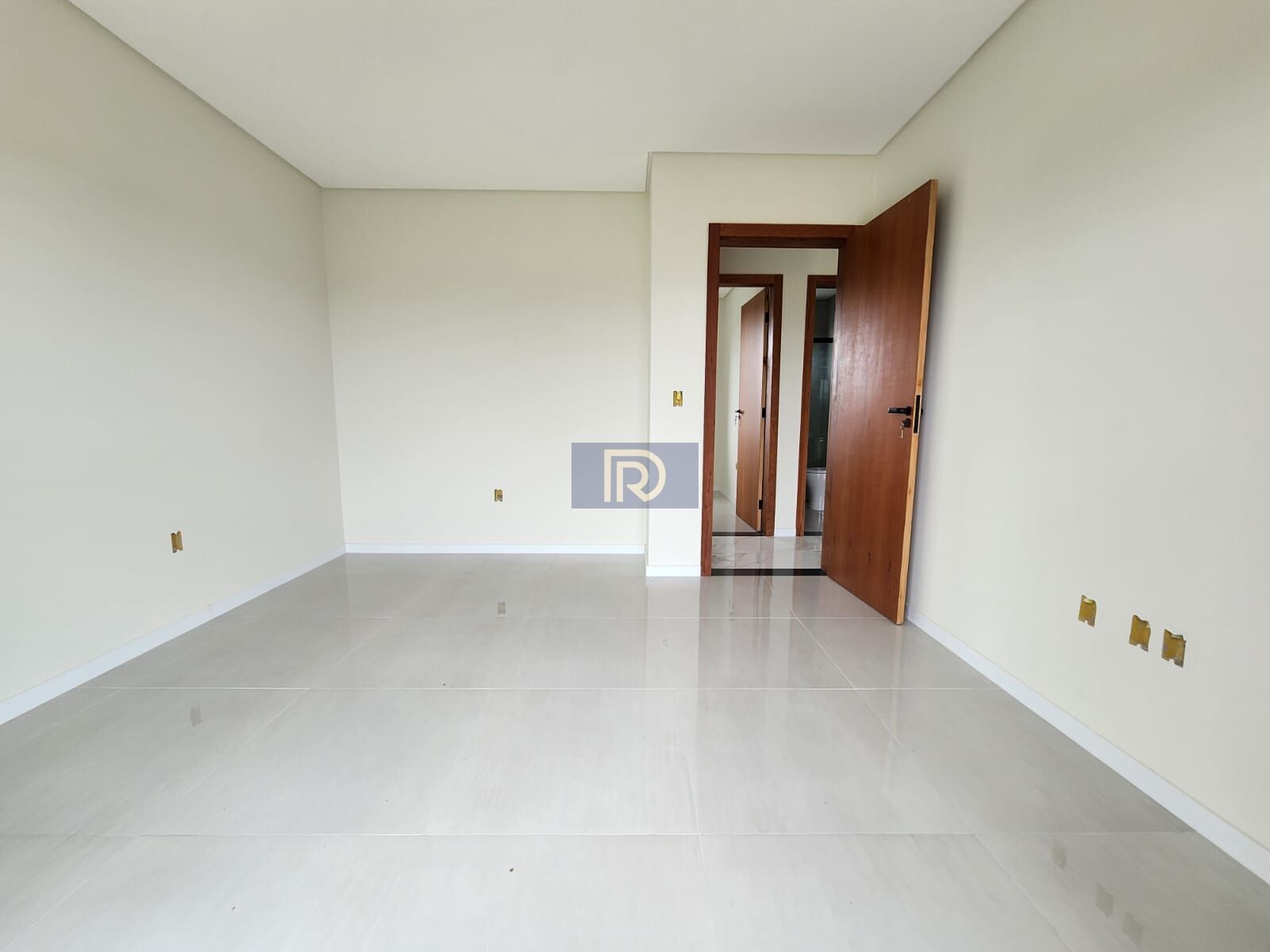 Sobrado à venda com 2 quartos, 75m² - Foto 9