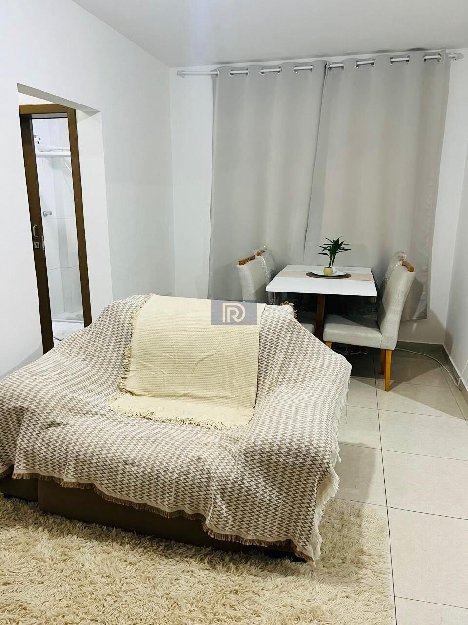 Apartamento à venda com 2 quartos, 62m² - Foto 3