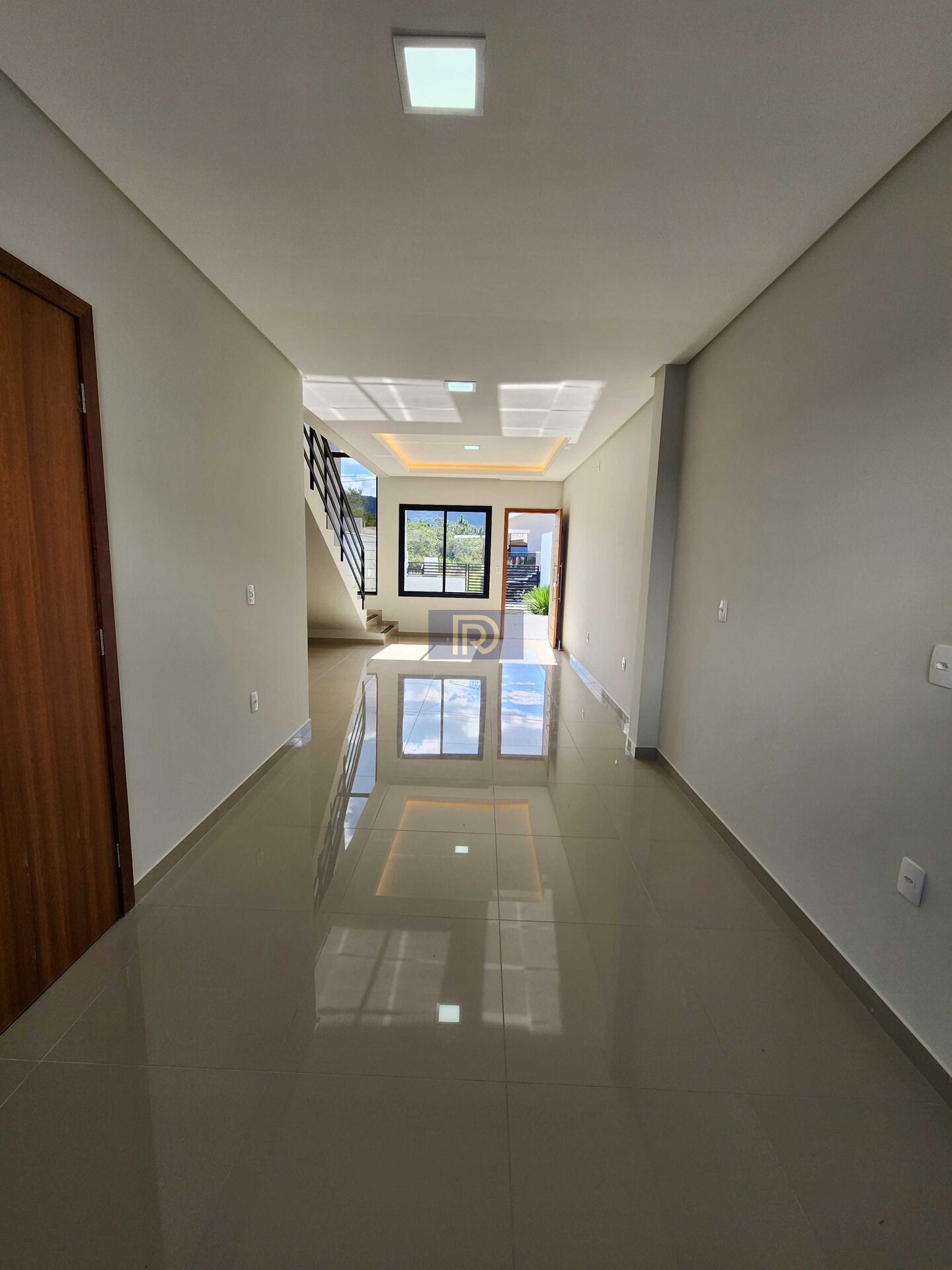 Sobrado à venda com 2 quartos, 87m² - Foto 4