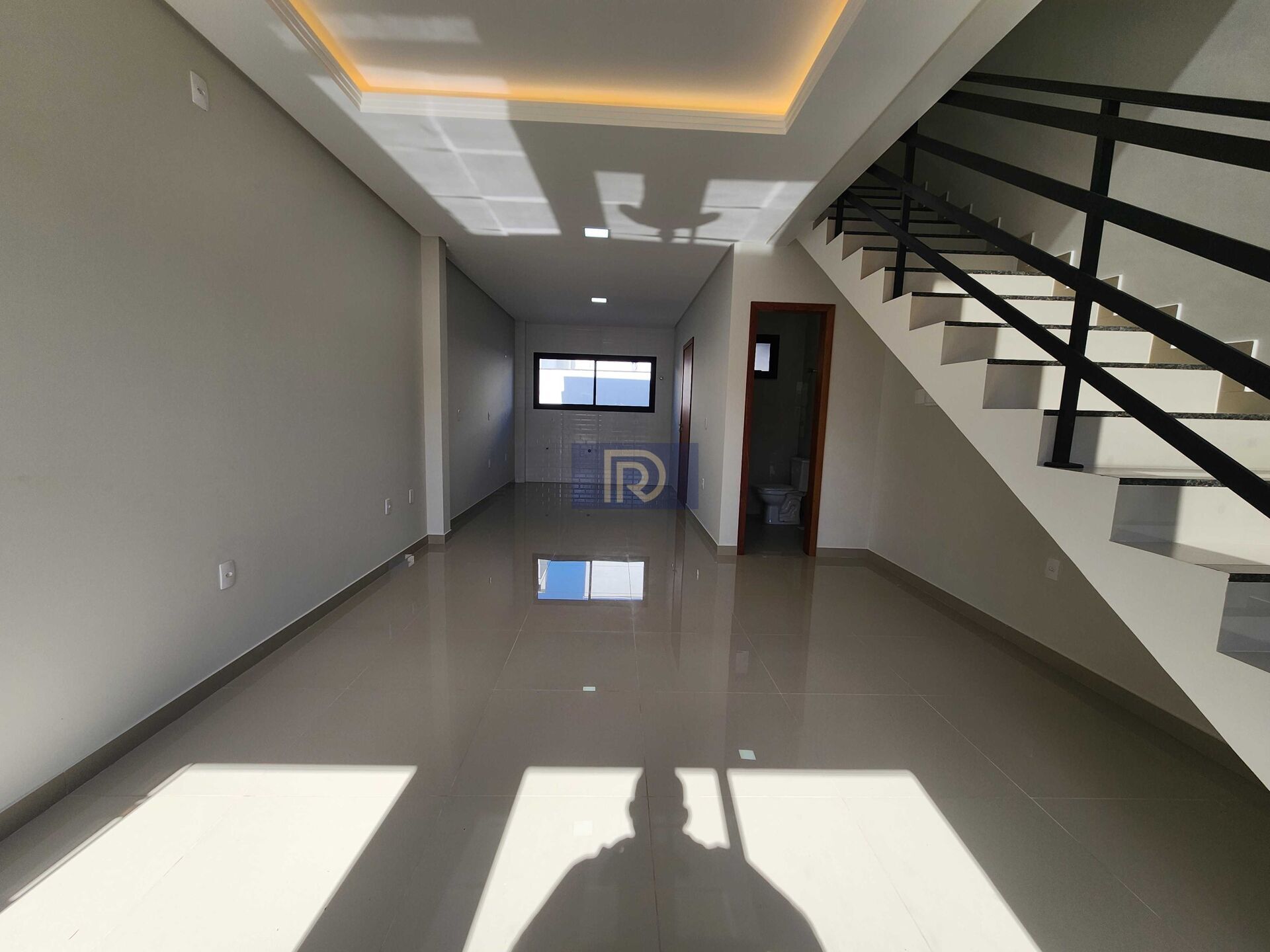 Sobrado à venda com 2 quartos, 87m² - Foto 3