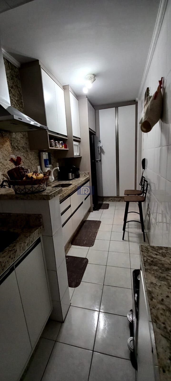 Apartamento à venda com 2 quartos, 63m² - Foto 5