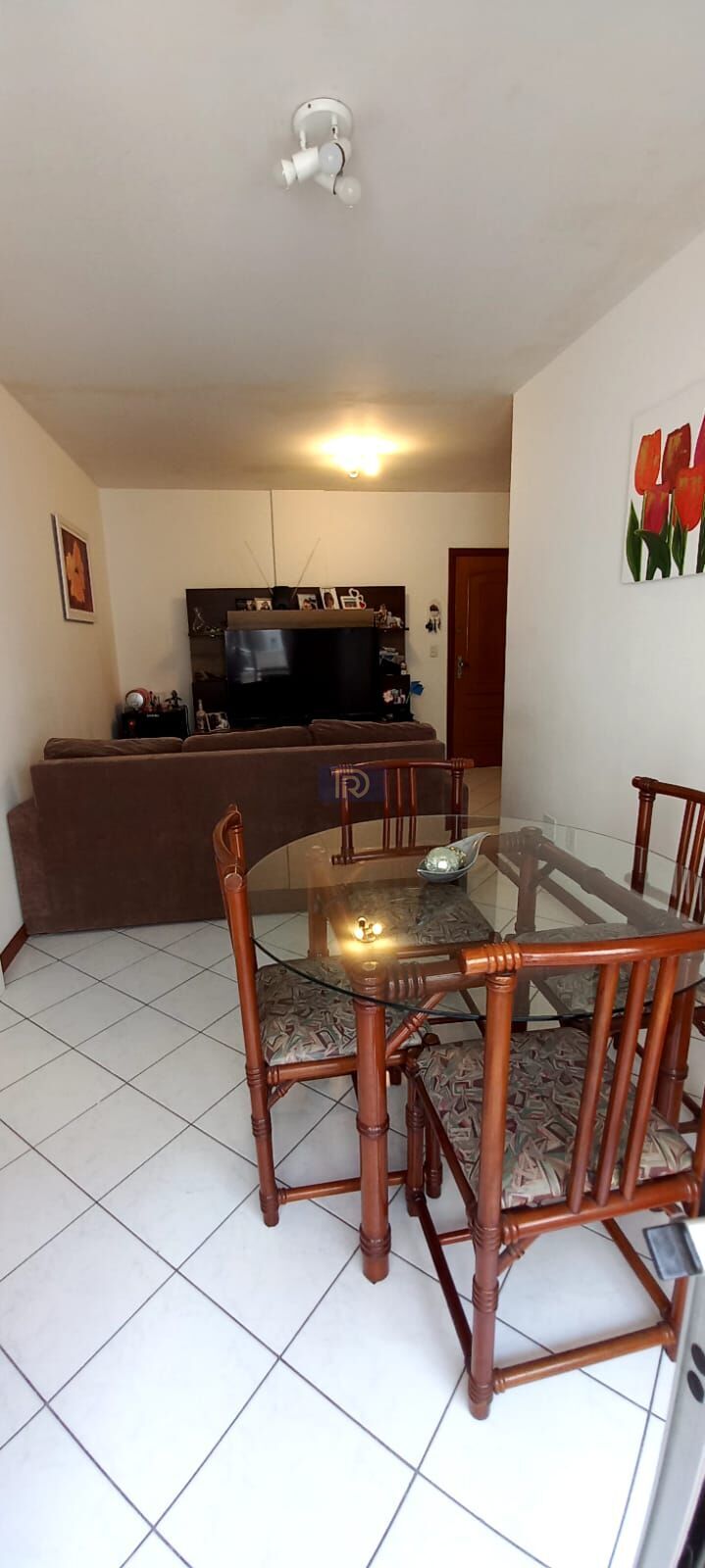 Apartamento à venda com 2 quartos, 63m² - Foto 1