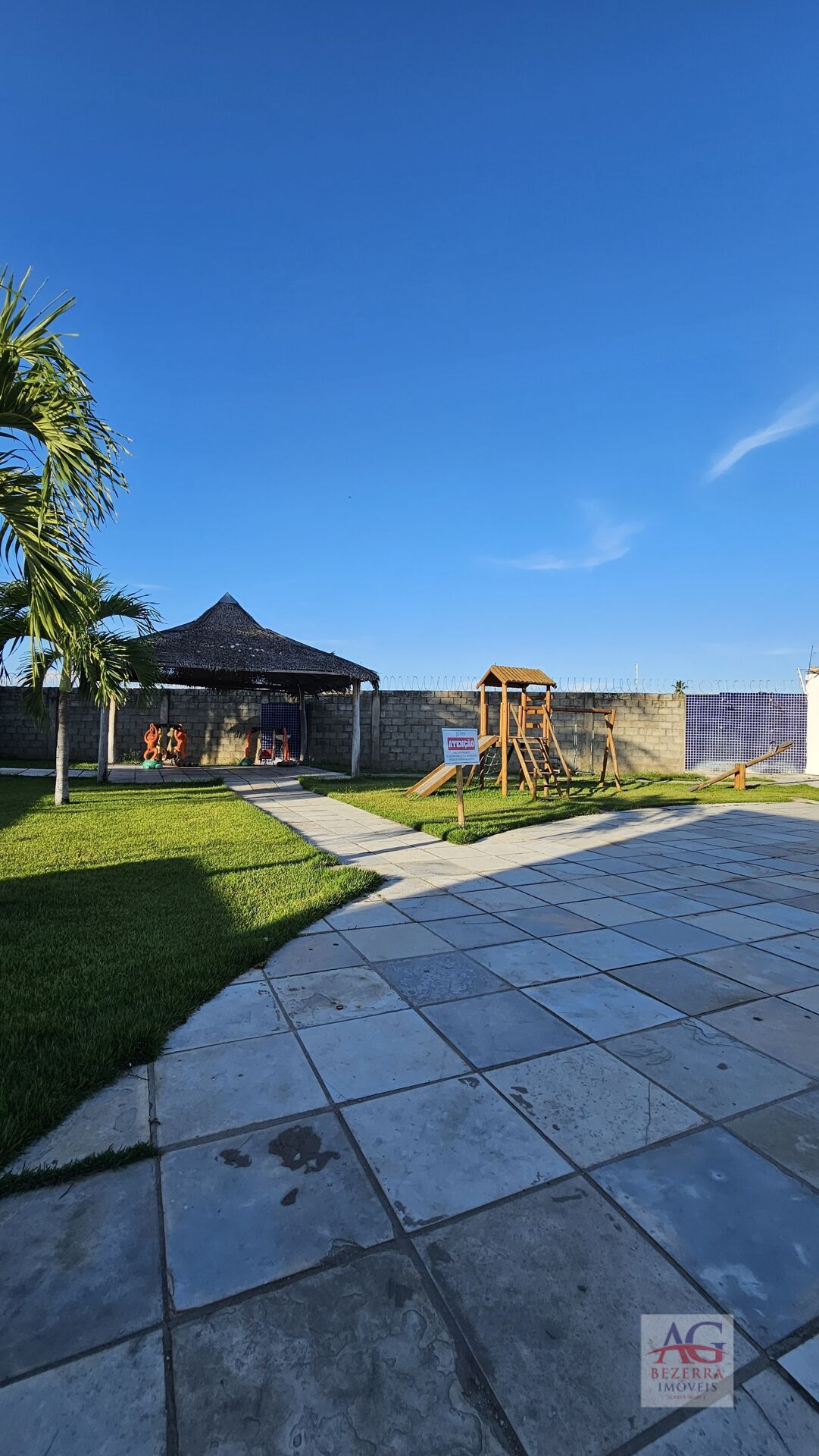 Casa à venda com 4 quartos, 260m² - Foto 37