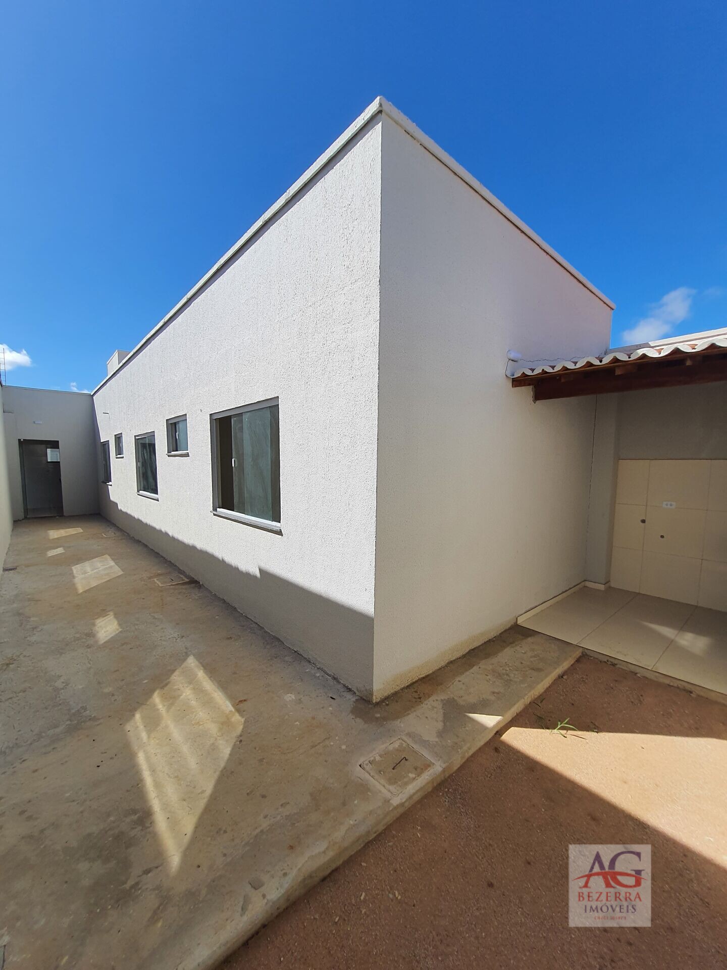 Casa à venda com 3 quartos, 90m² - Foto 19