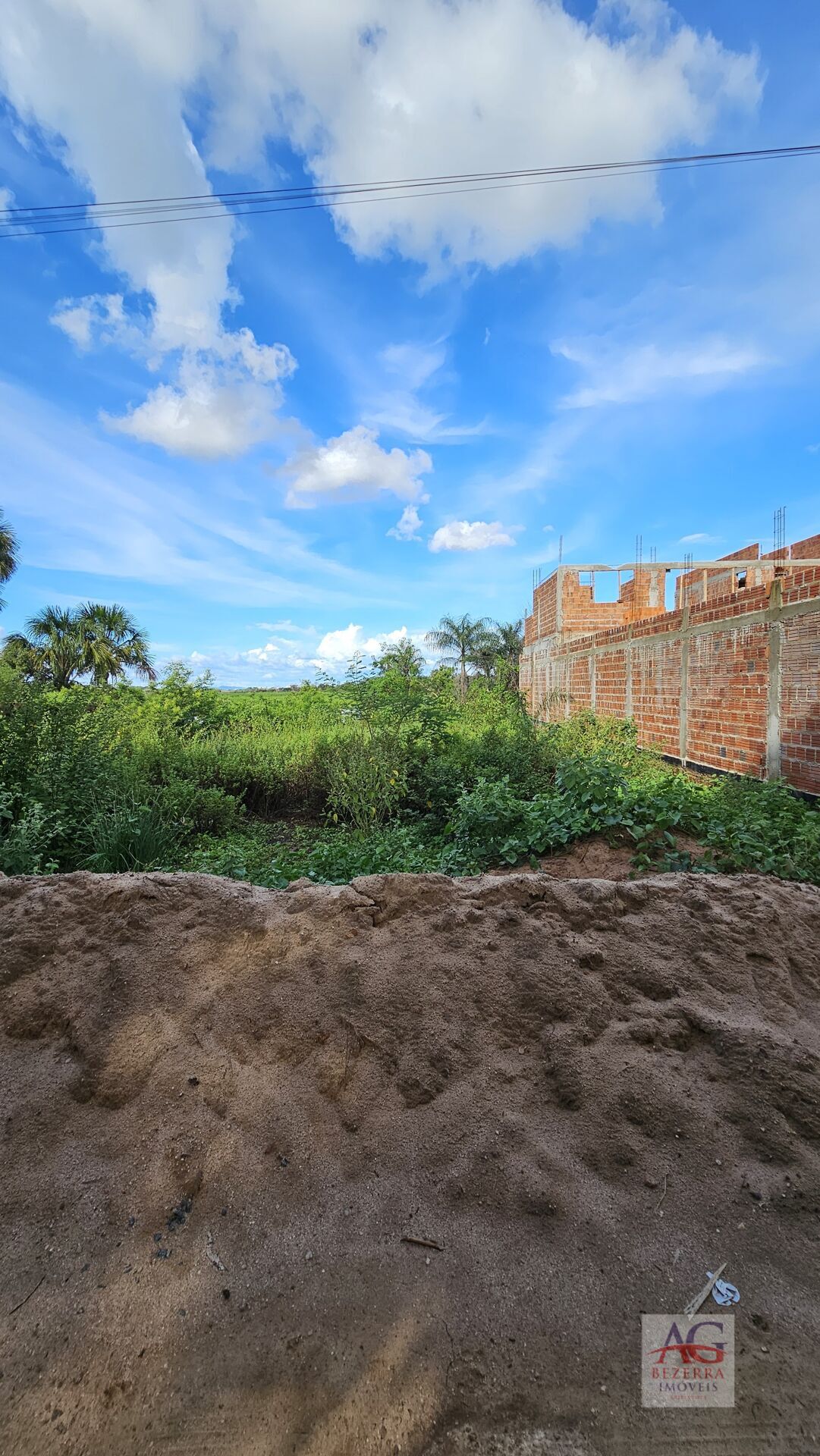 Terreno à venda, 250m² - Foto 1