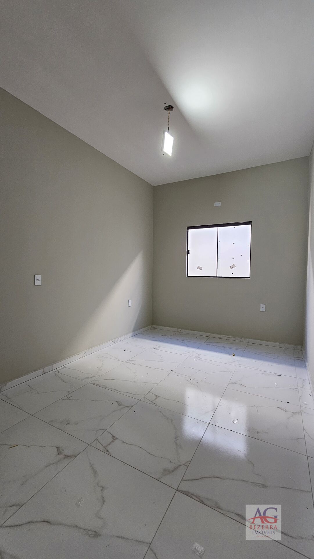 Casa à venda com 3 quartos, 110m² - Foto 13