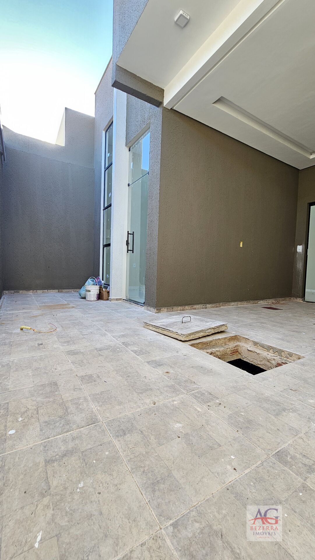 Casa à venda com 3 quartos, 110m² - Foto 3