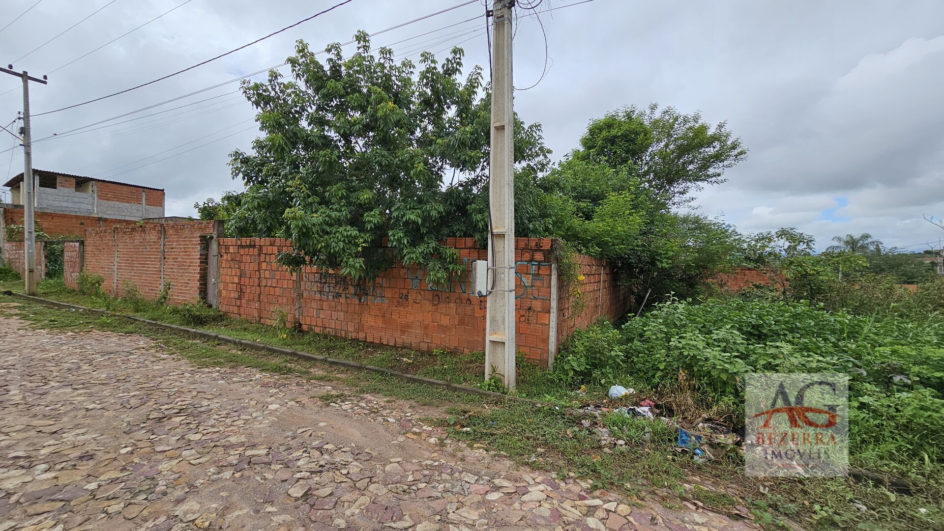 Terreno à venda, 300m² - Foto 2