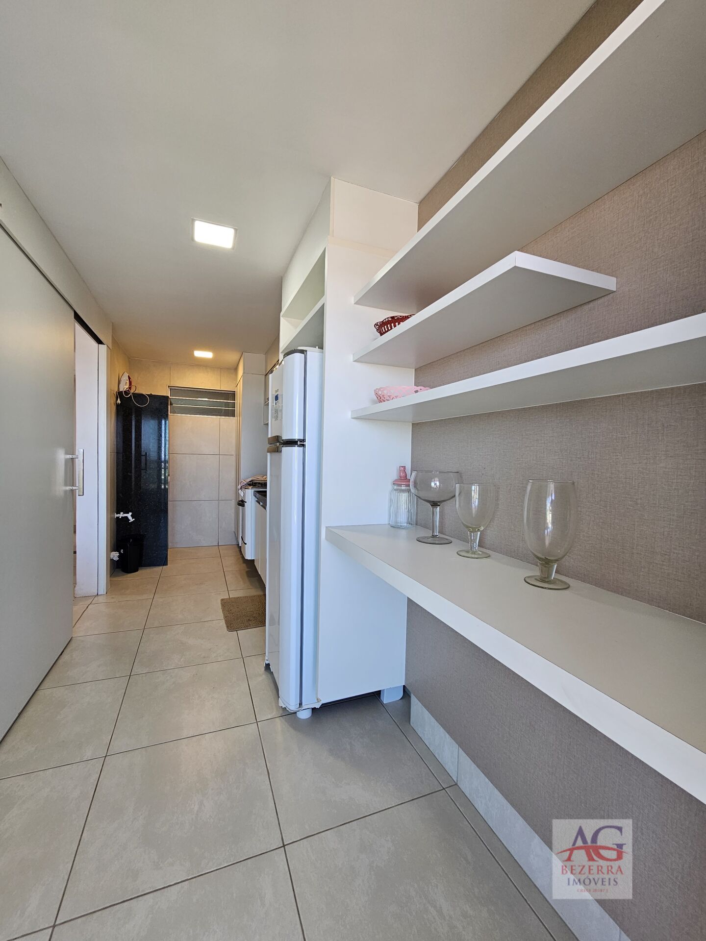 Apartamento para alugar com 1 quarto, 50m² - Foto 7