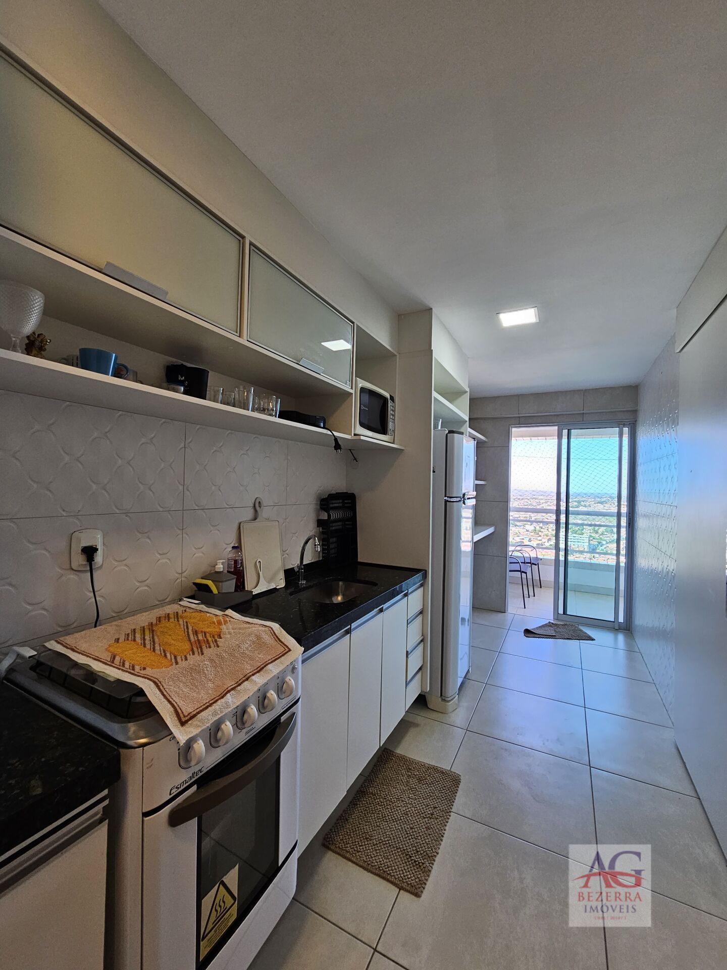 Apartamento para alugar com 1 quarto, 50m² - Foto 10