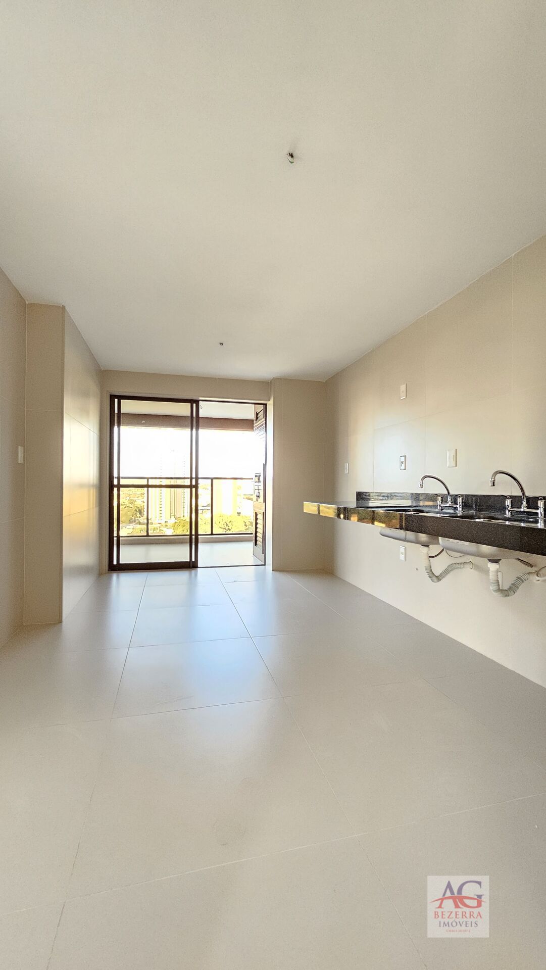 Apartamento à venda com 4 quartos, 231m² - Foto 10