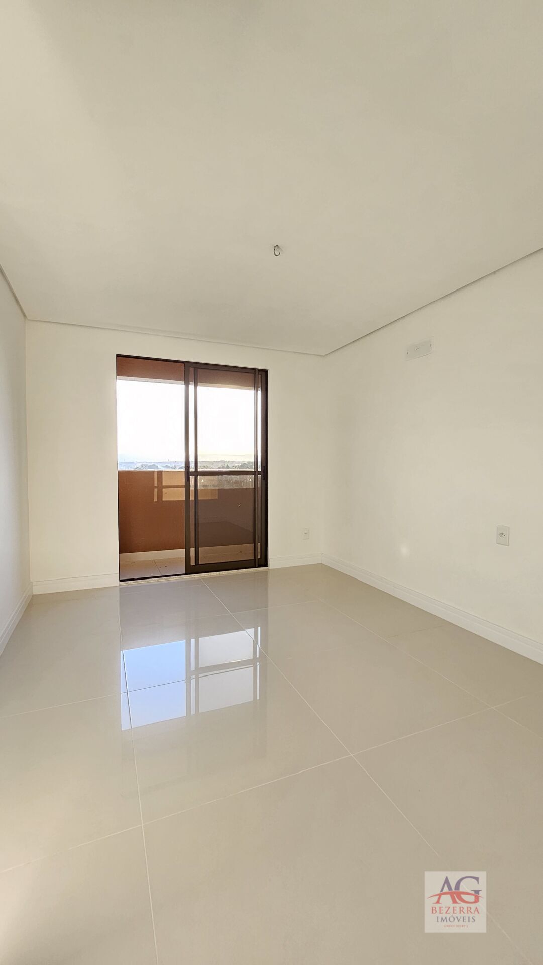 Apartamento à venda com 4 quartos, 231m² - Foto 15