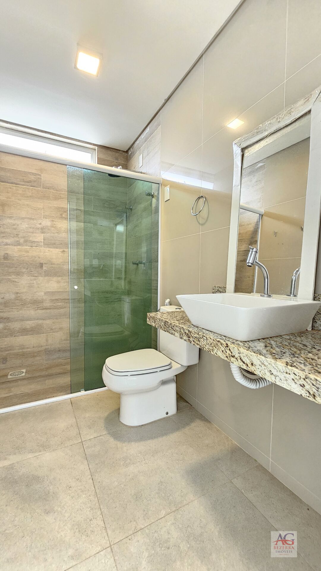 Casa de Condomínio para alugar com 3 quartos, 220m² - Foto 24