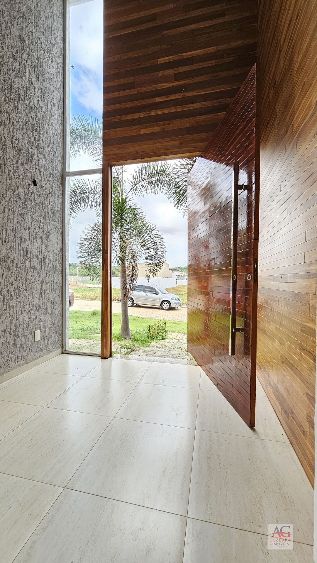 Casa de Condomínio para alugar com 3 quartos, 220m² - Foto 1