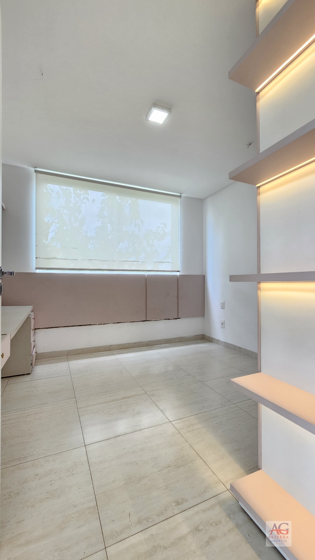Casa de Condomínio para alugar com 3 quartos, 220m² - Foto 21