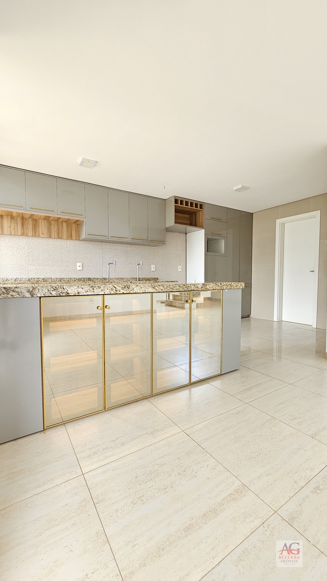 Casa de Condomínio para alugar com 3 quartos, 220m² - Foto 9