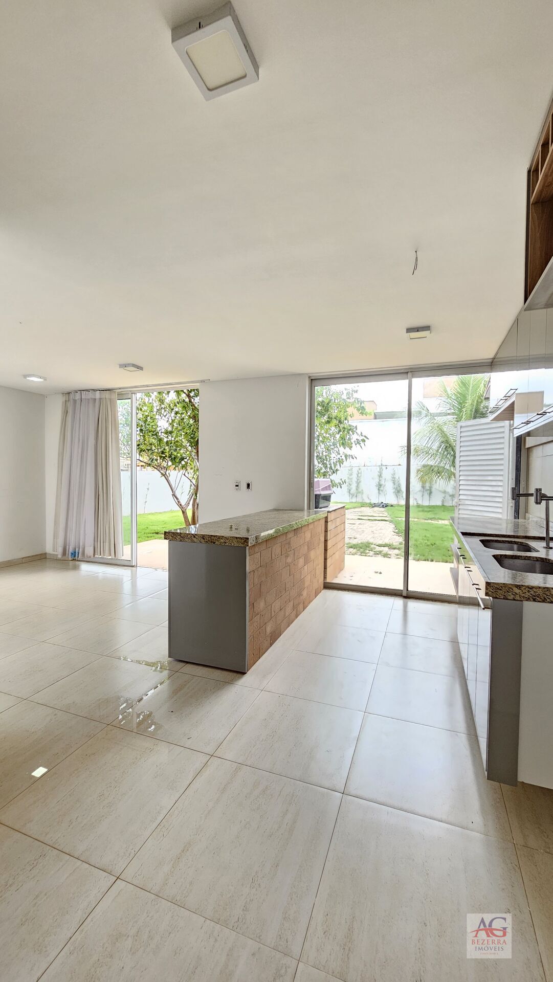 Casa de Condomínio para alugar com 3 quartos, 220m² - Foto 7