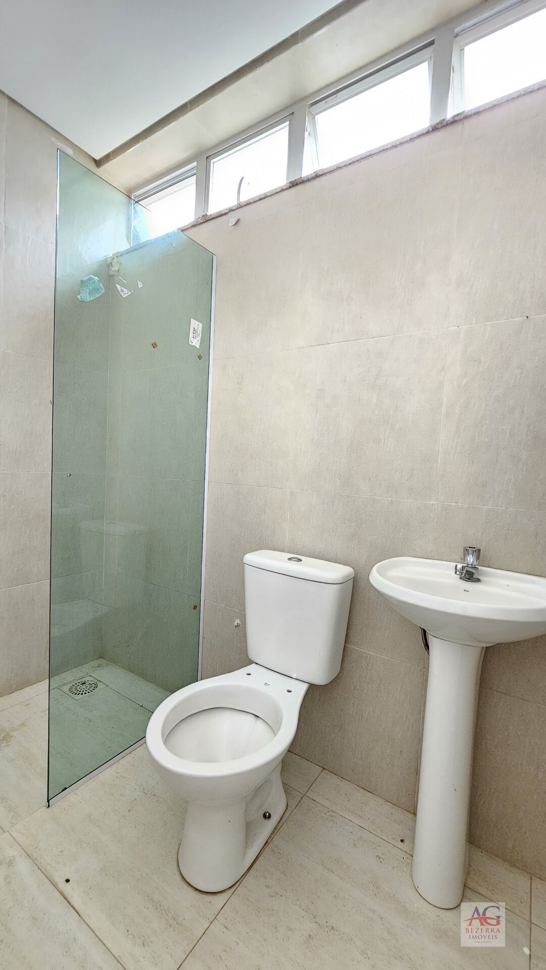 Casa de Condomínio para alugar com 3 quartos, 220m² - Foto 11