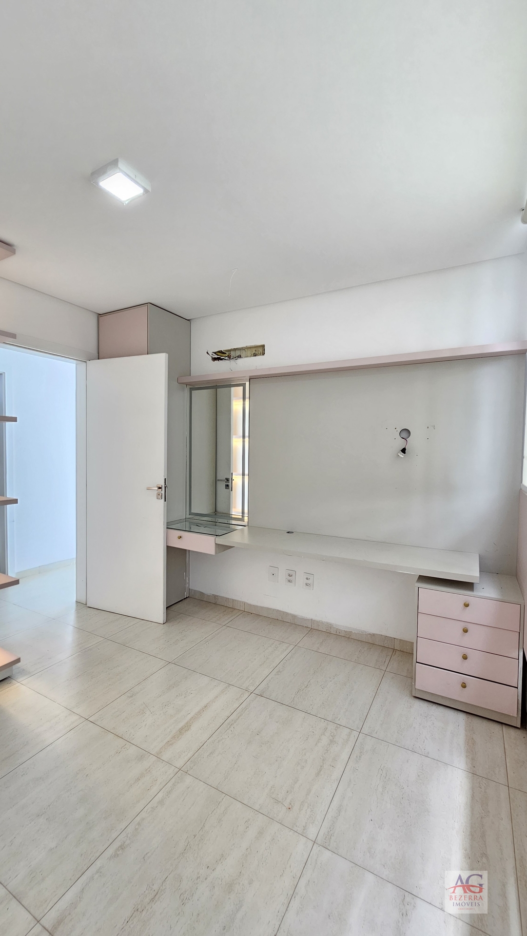 Casa de Condomínio para alugar com 3 quartos, 220m² - Foto 22