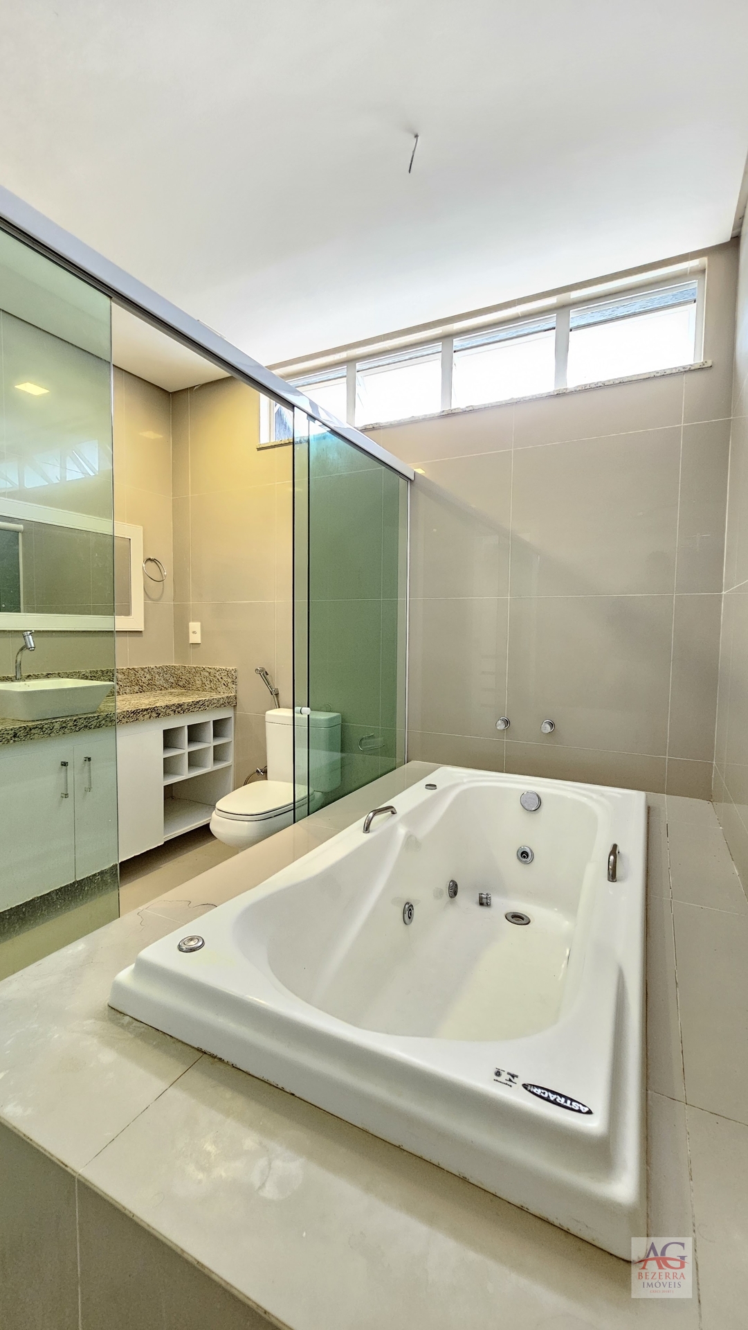 Casa de Condomínio para alugar com 3 quartos, 220m² - Foto 30