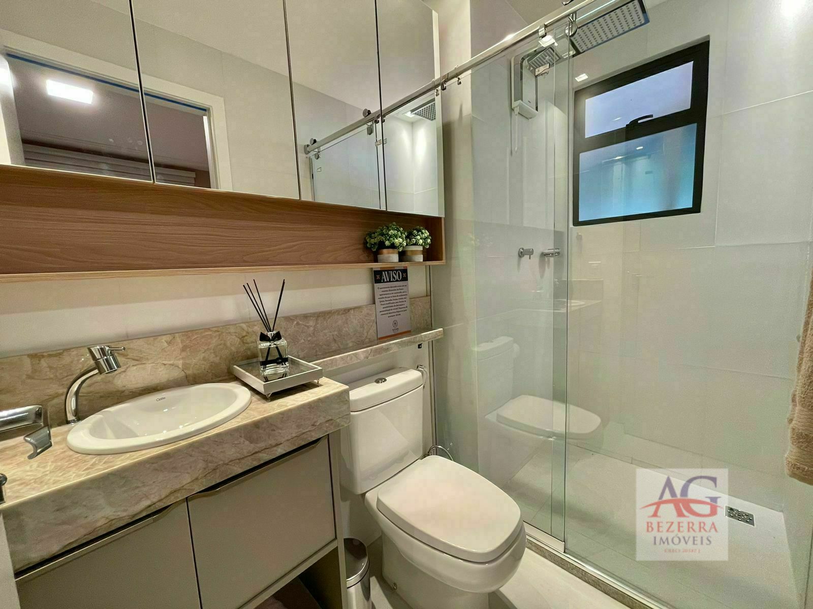 Apartamento à venda com 2 quartos, 64m² - Foto 11