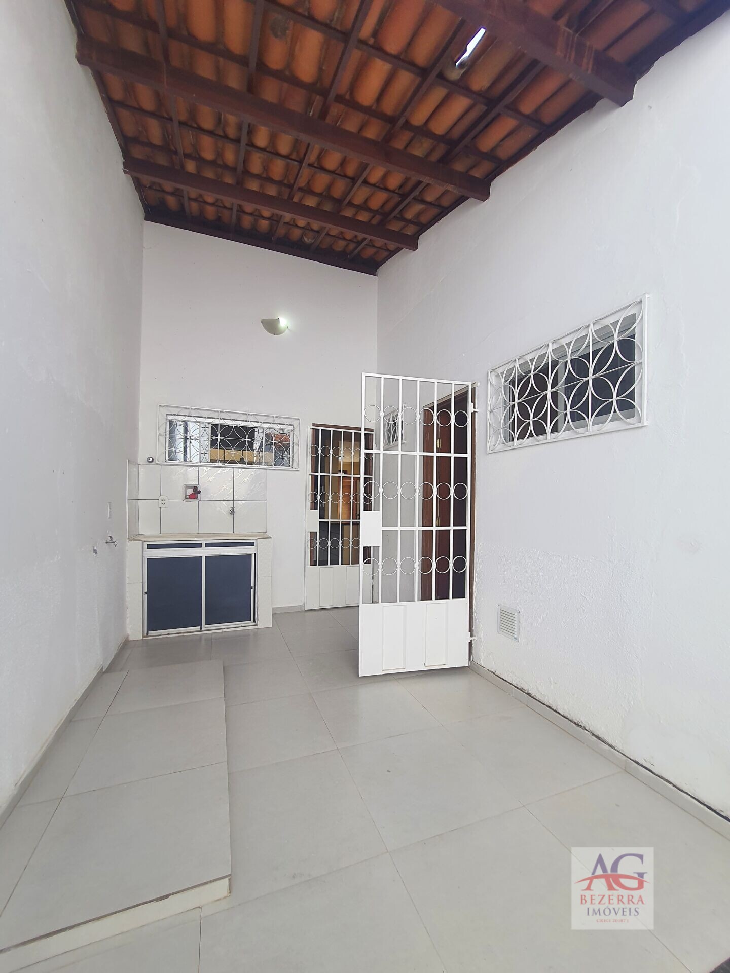 Casa à venda com 4 quartos, 154m² - Foto 25