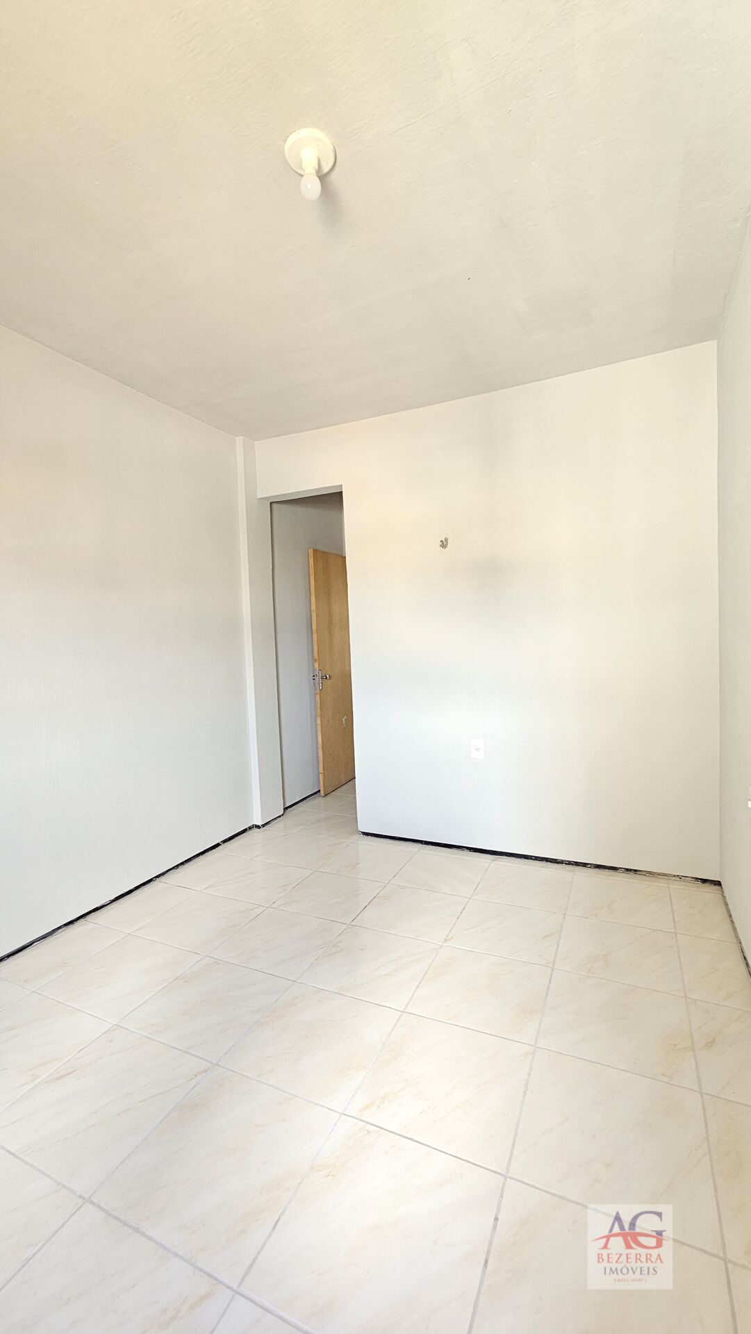 Apartamento para alugar com 2 quartos, 60m² - Foto 12