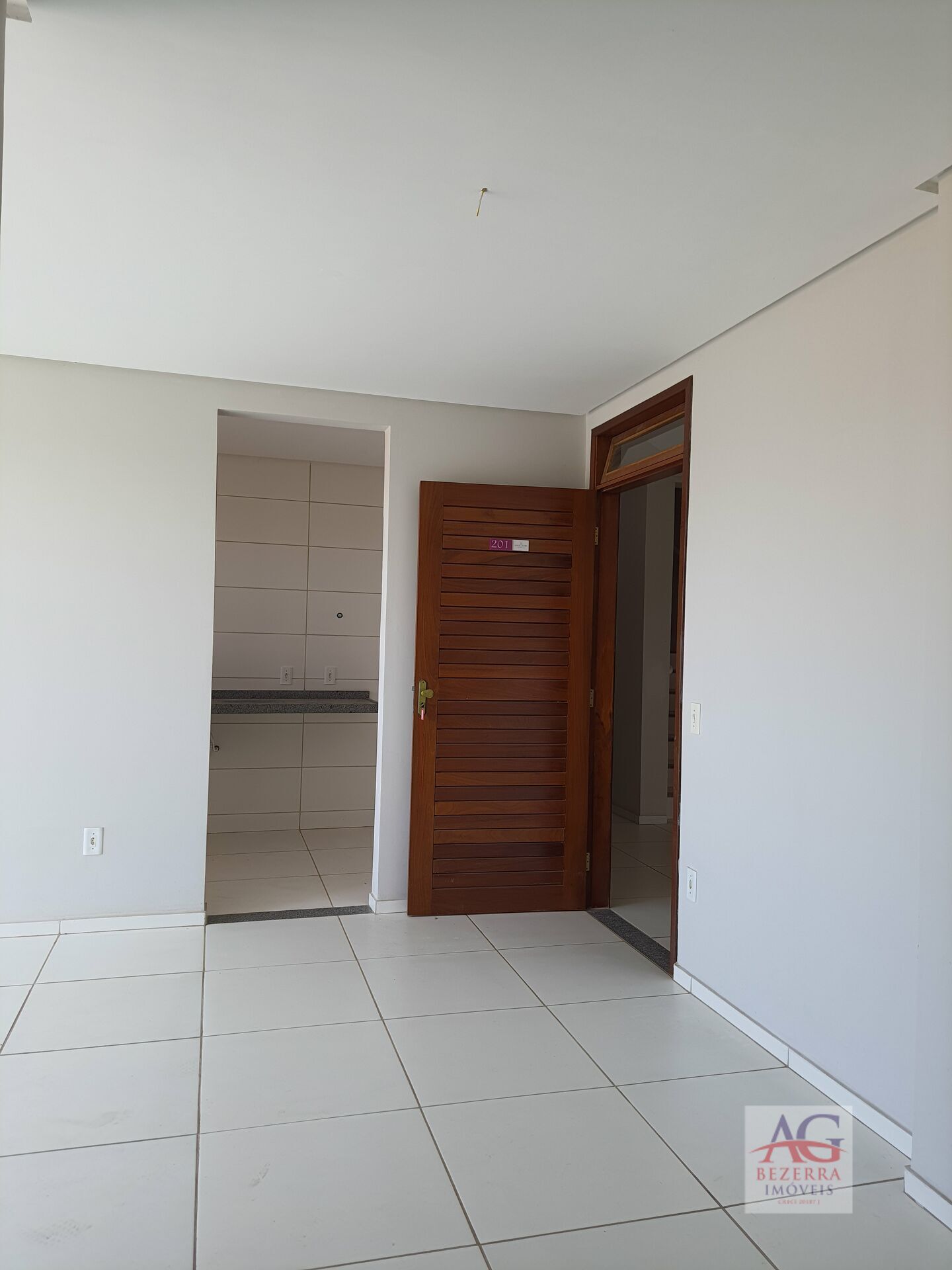 Apartamento à venda com 3 quartos, 70m² - Foto 9