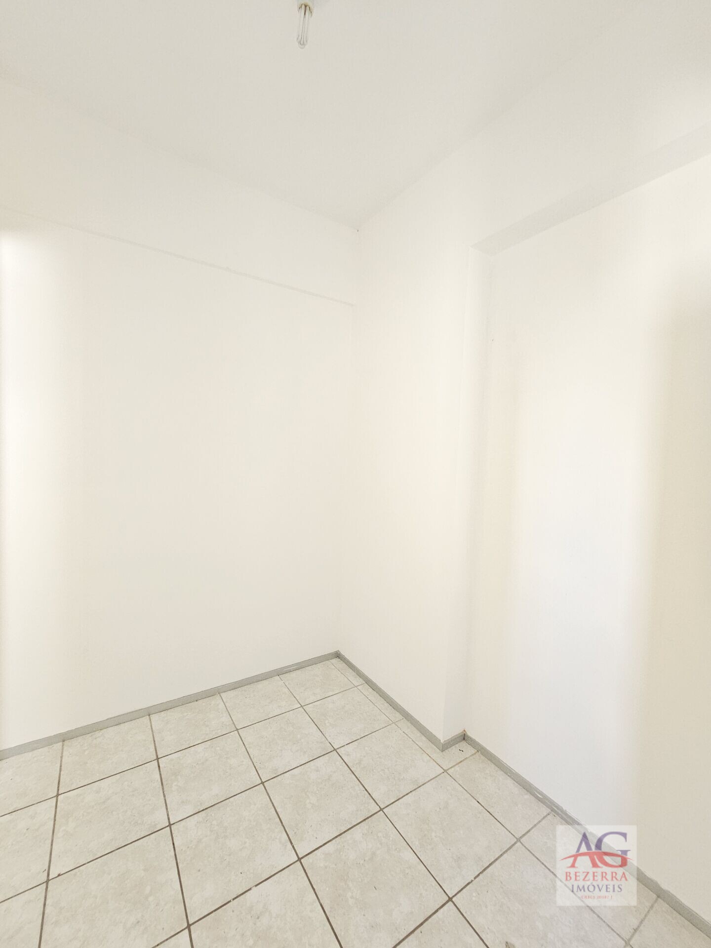 Apartamento para alugar com 3 quartos, 107m² - Foto 9