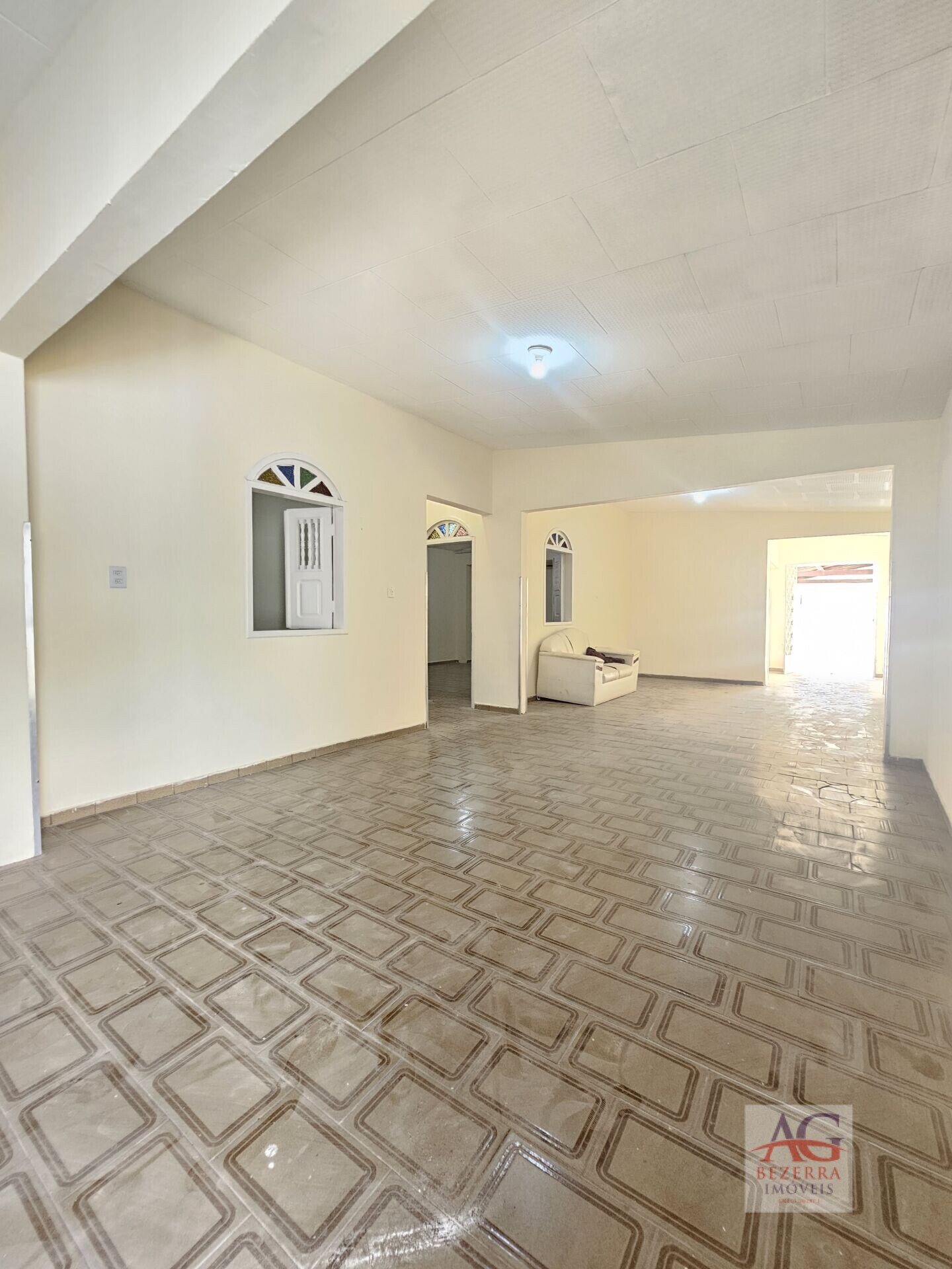 Casa à venda com 3 quartos, 144m² - Foto 10