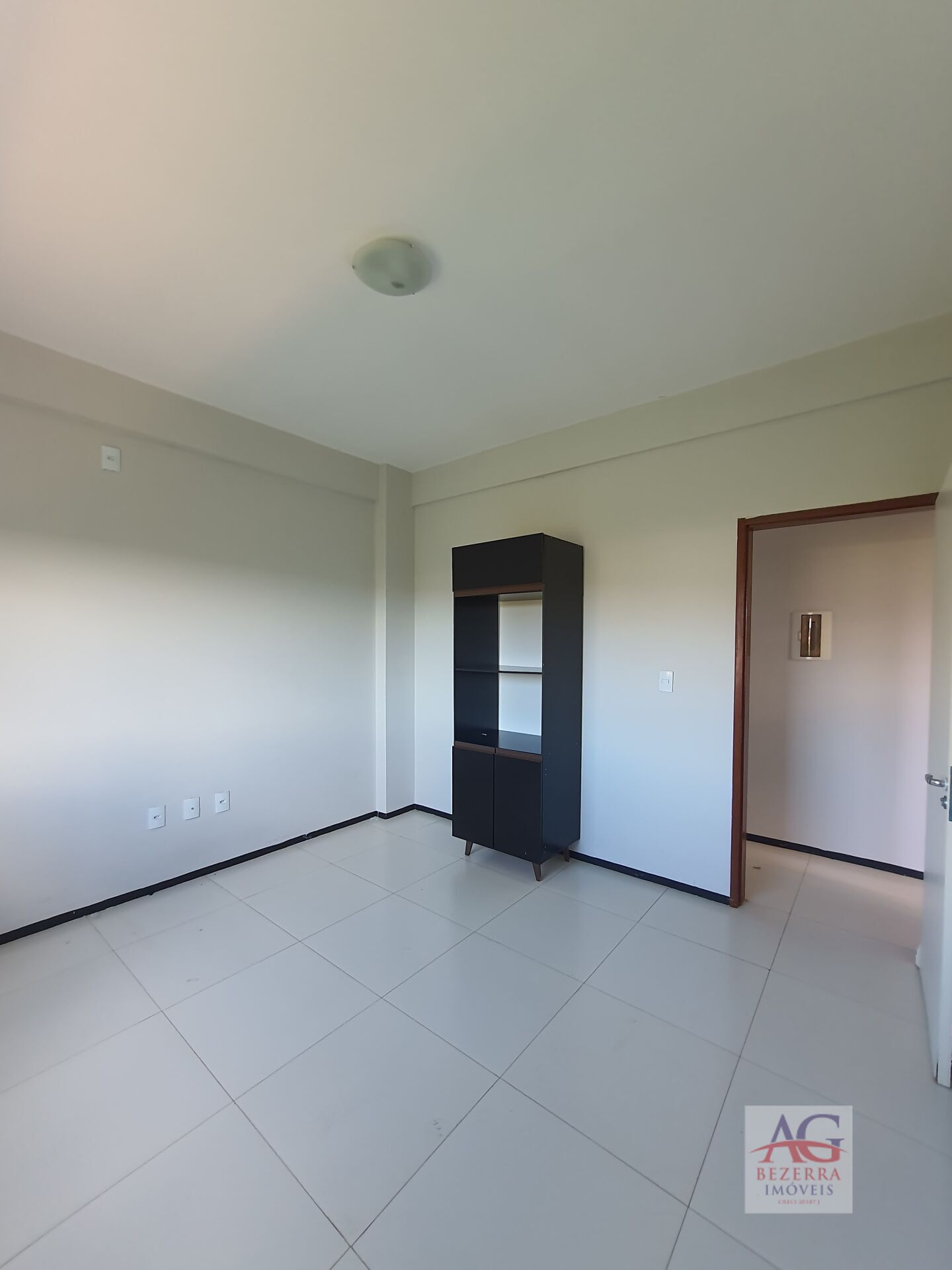 Apartamento para alugar com 3 quartos, 105m² - Foto 12