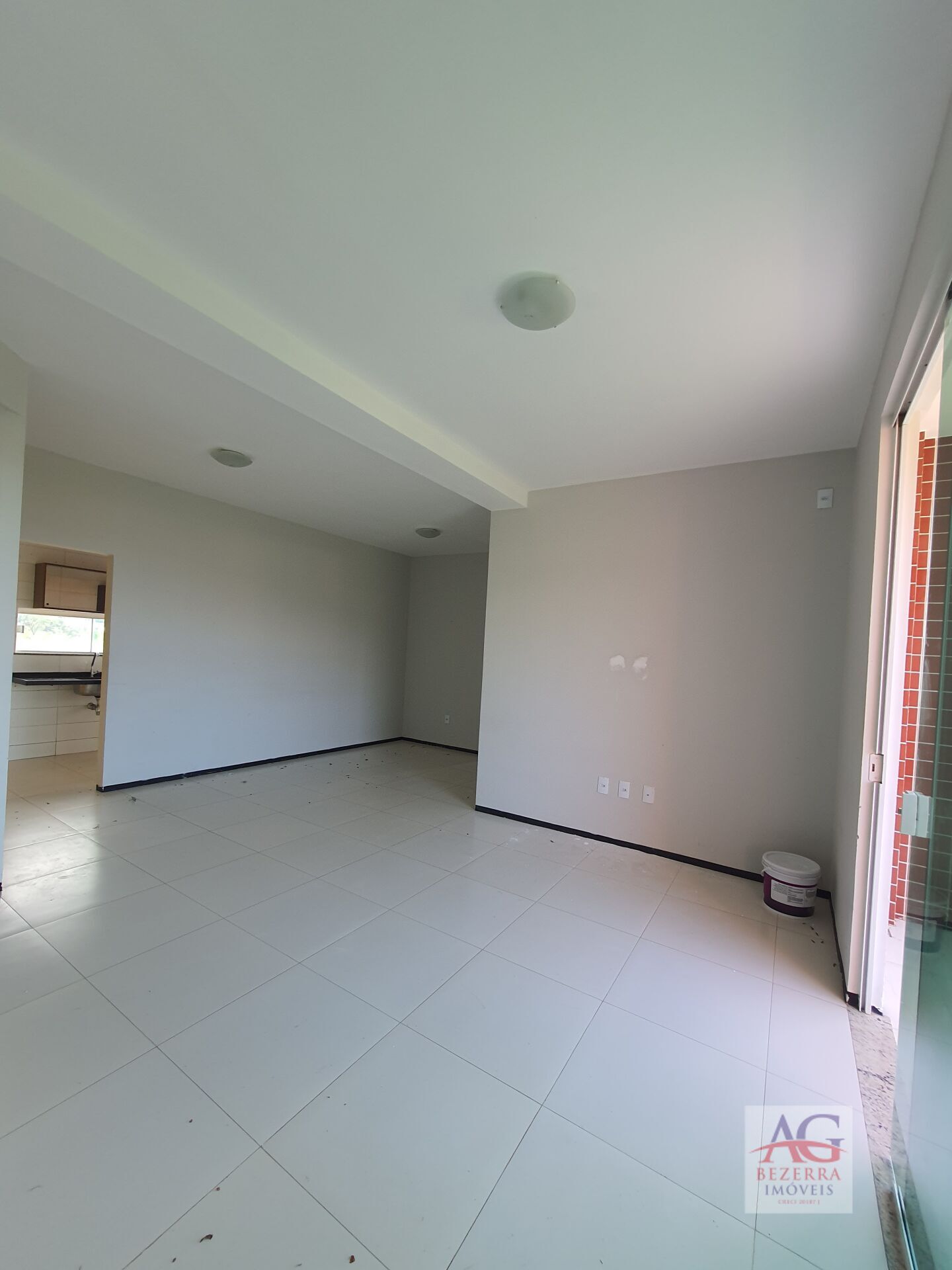 Apartamento para alugar com 3 quartos, 105m² - Foto 2