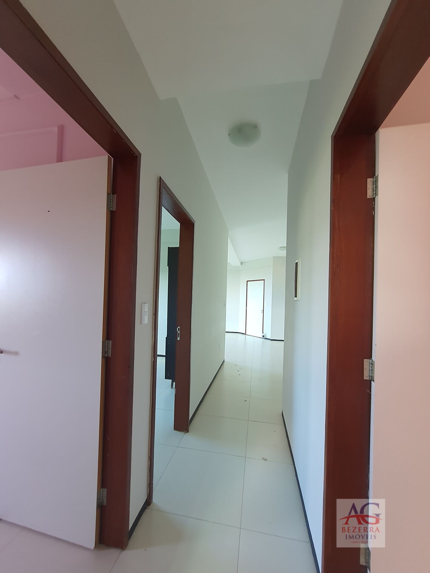 Apartamento para alugar com 3 quartos, 105m² - Foto 19