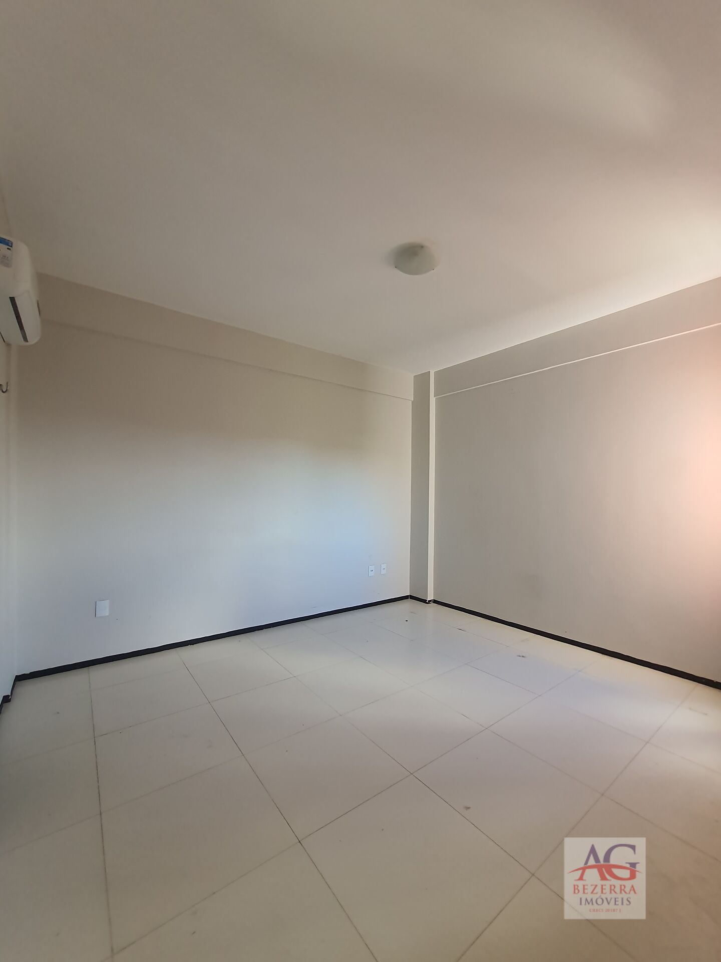 Apartamento para alugar com 3 quartos, 105m² - Foto 16