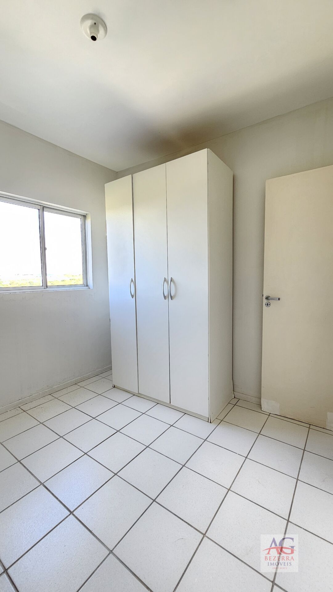 Apartamento para alugar com 3 quartos, 80m² - Foto 13