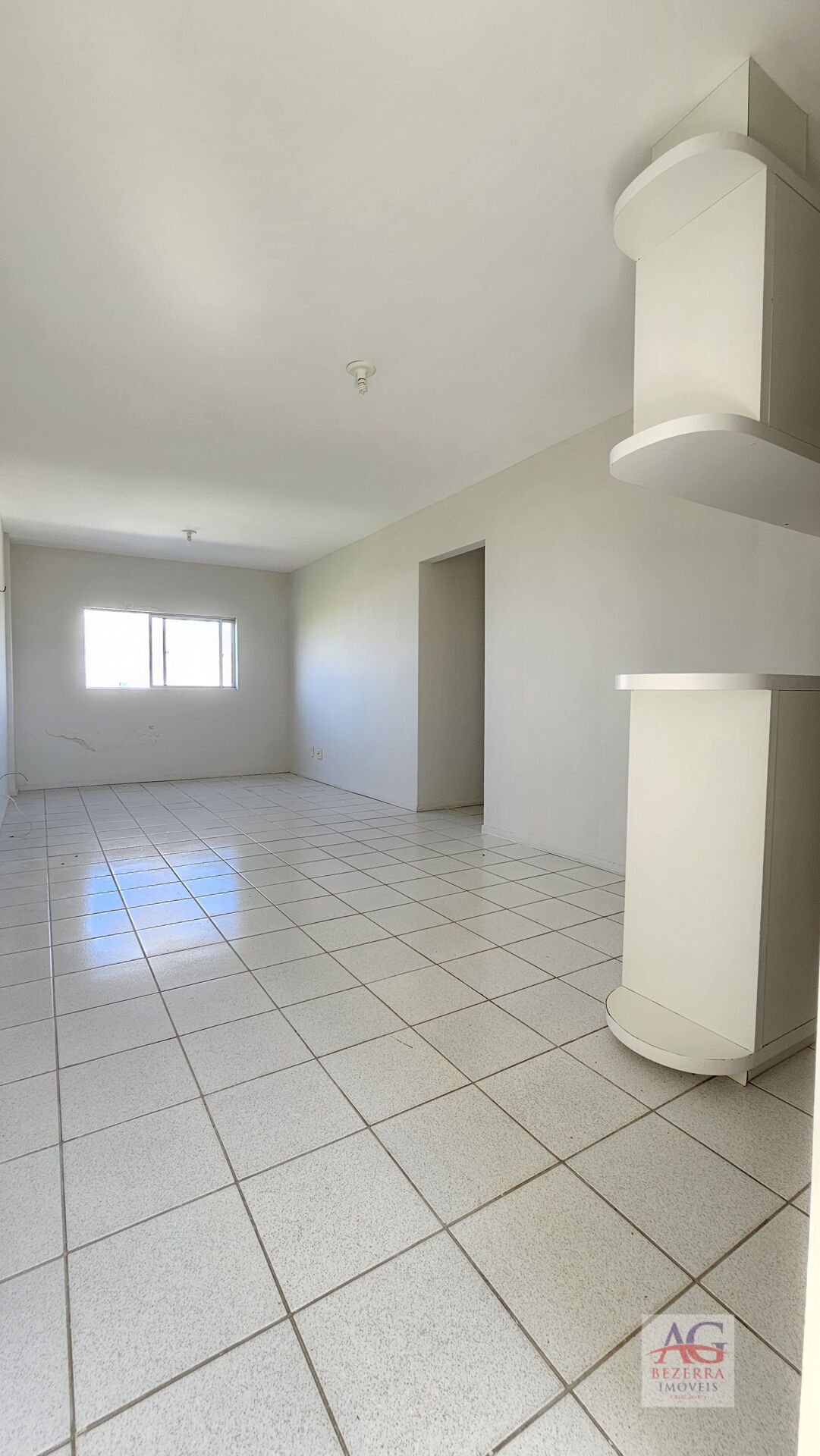 Apartamento para alugar com 3 quartos, 80m² - Foto 1