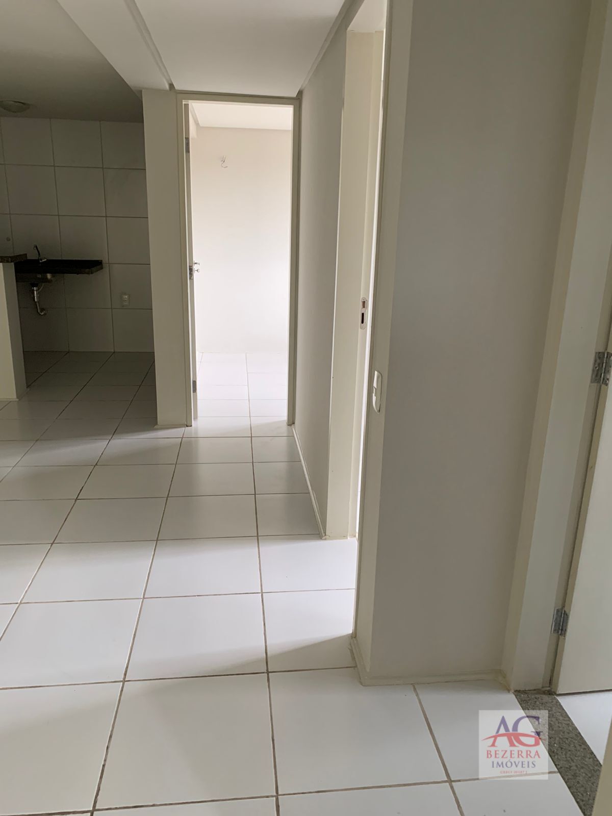 Apartamento à venda com 3 quartos, 66m² - Foto 8