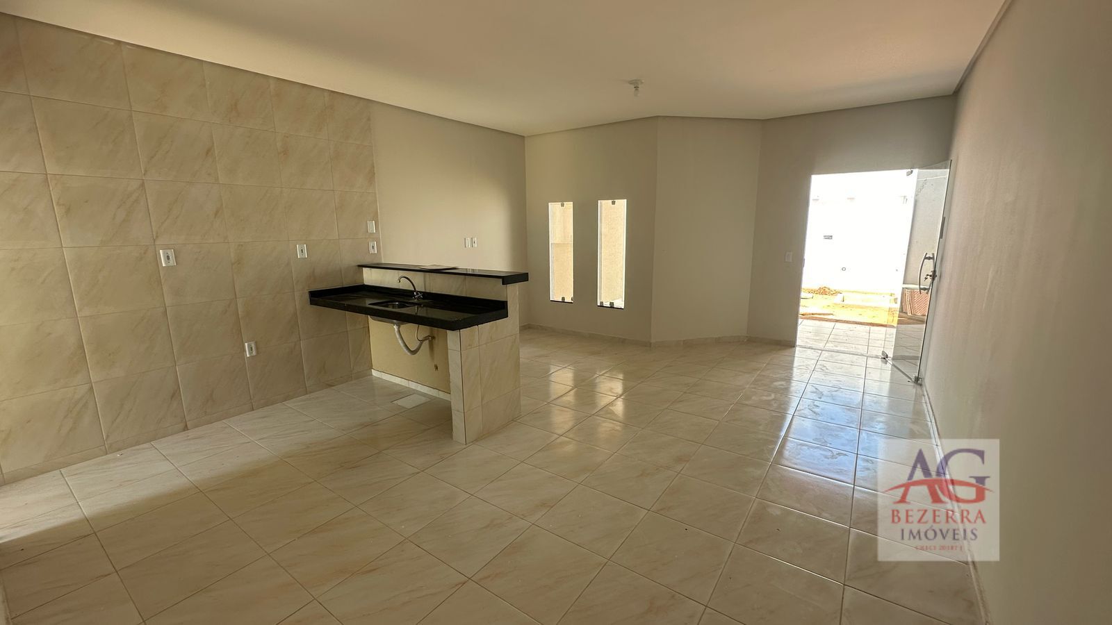 Casa à venda com 2 quartos, 86m² - Foto 5